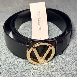 VALENTINO BY MARIO VALENTINO Giusy Gold Tone Belt 45” Long Large Made in Italy